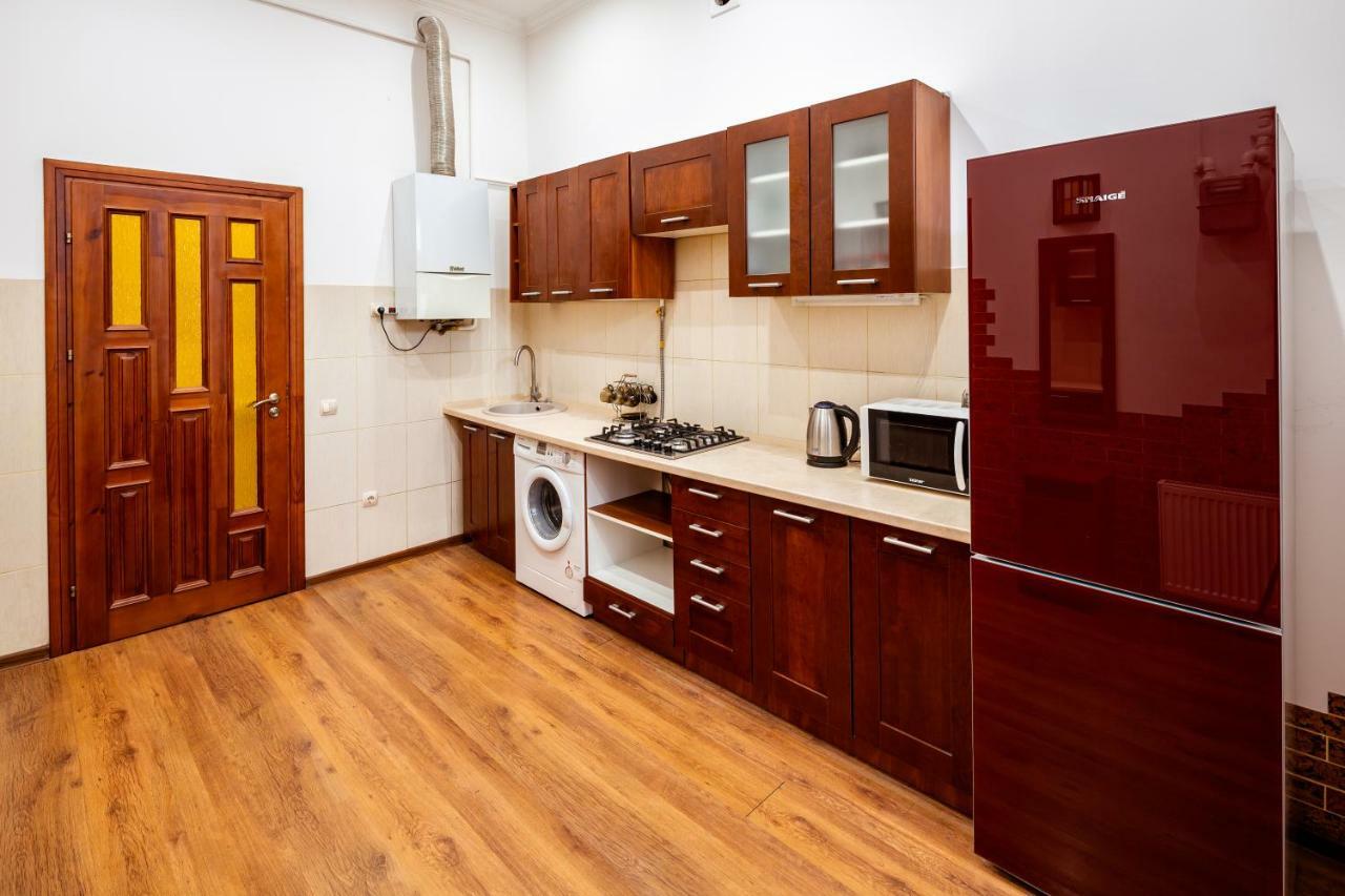 Bv Apartments Exquisite Lwów Zewnętrze zdjęcie